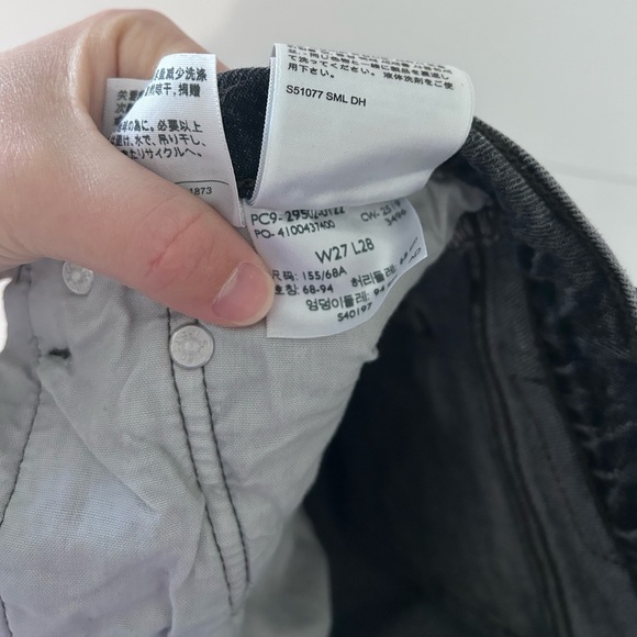 Levi’s 501 Jeans - Picture 7 of 7